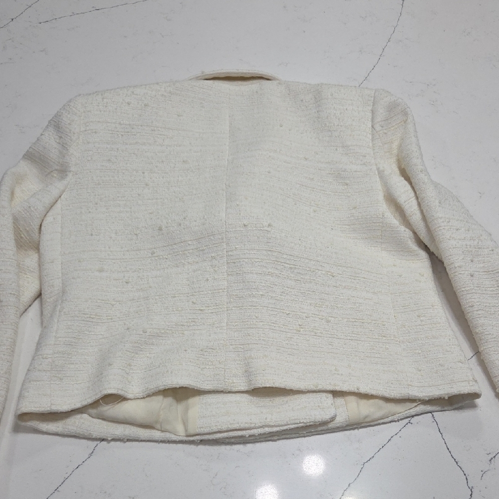 Zara Cream Textured Fabric Cropped Coat , With Shoulder Pads, Pre- Owned SzM - Picture 10 of 14